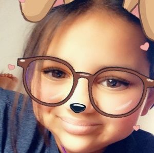 Meet your Posher, Julianna